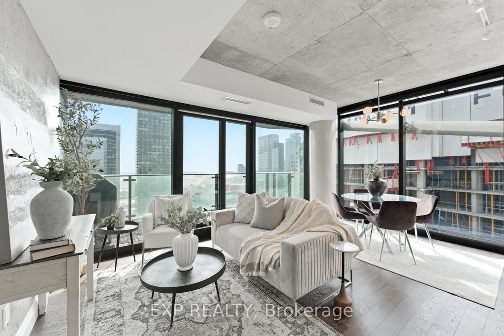 Photo of 224 King Street W #2906, Toronto, ON M5H 0A6 (MLS # C12977208)