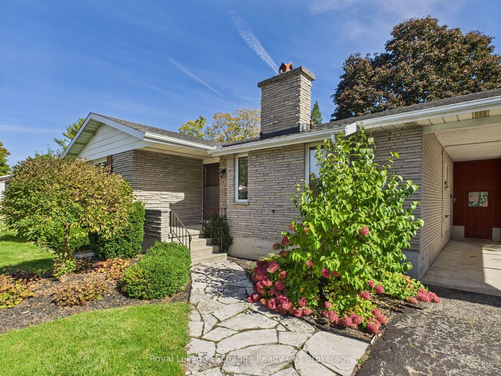 Photo of 521 Shuter Street, North Huron, ON N0G 2W0 (MLS # X12450494)