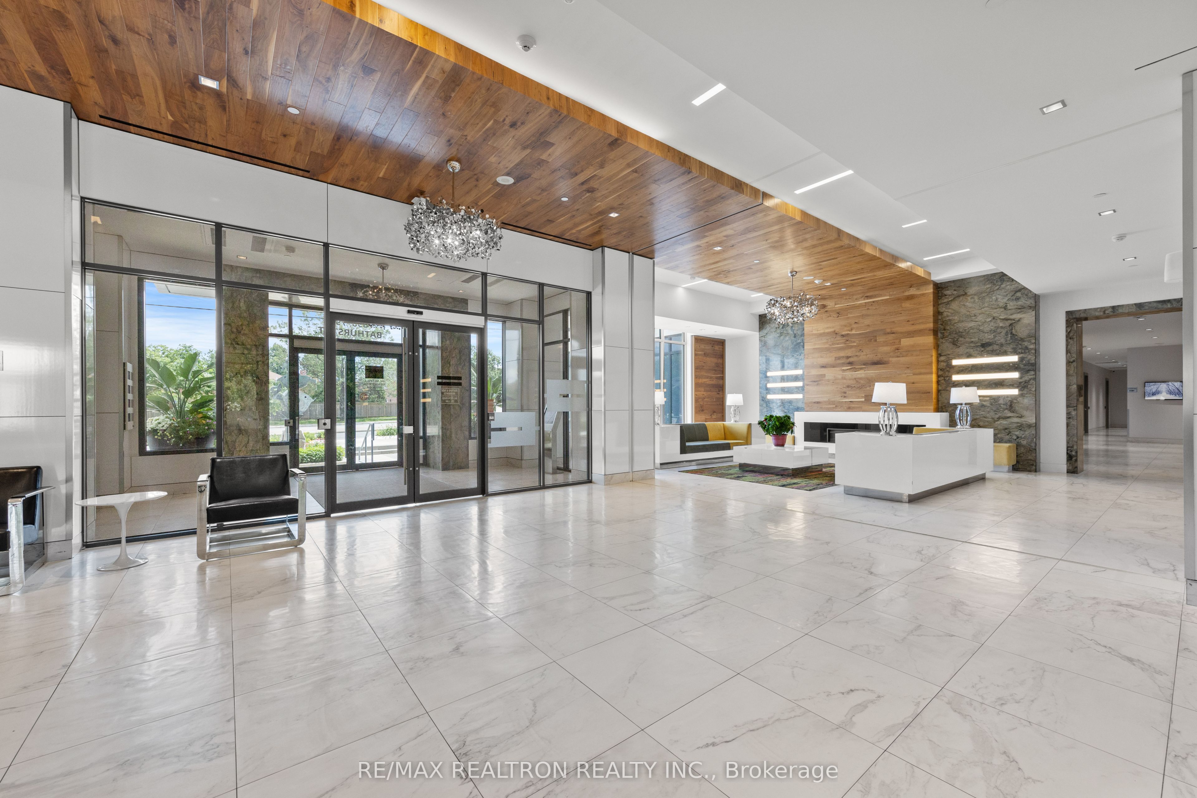 7900 Bathurst Street 1225