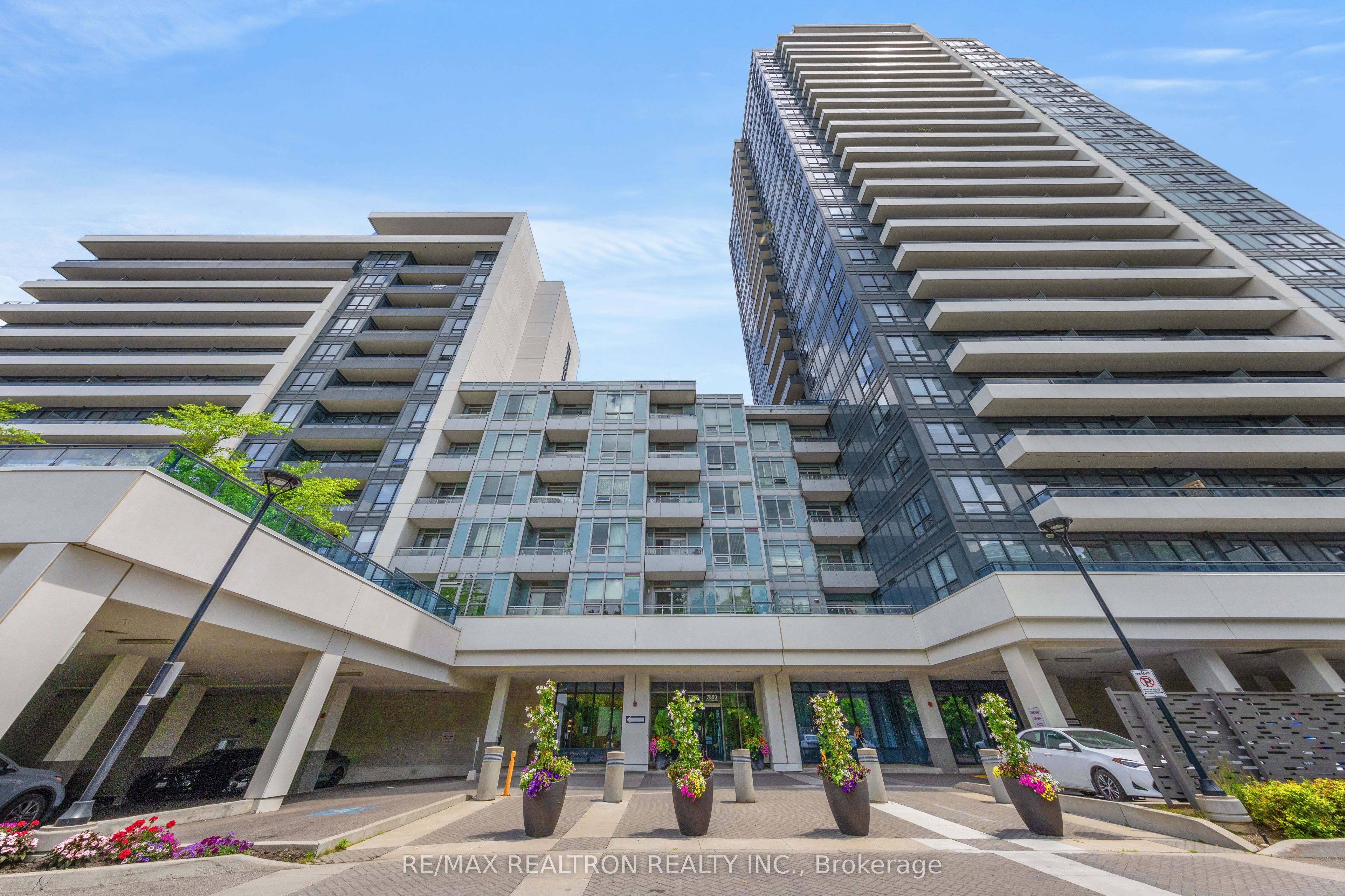 7900 Bathurst Street 1225