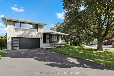 132 Princess Anne Crescent Toronto ON M9A 2R6