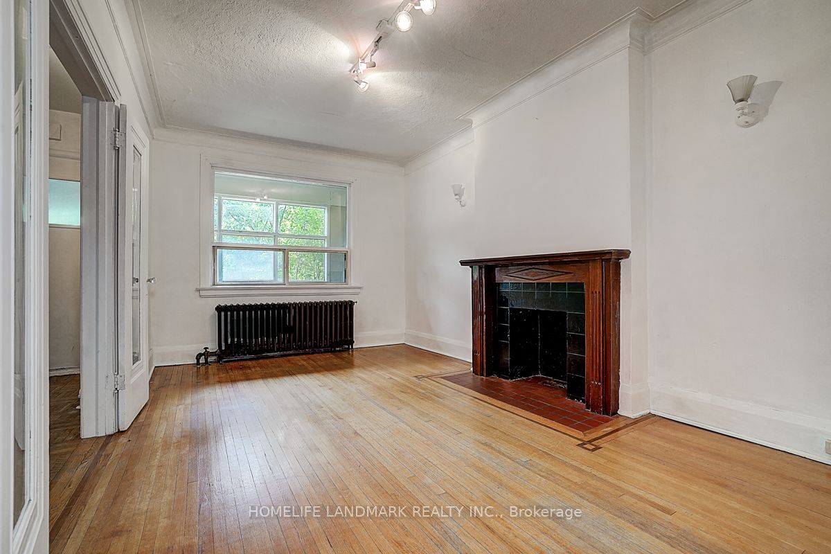 149 Euclid Avenue Main and Upper