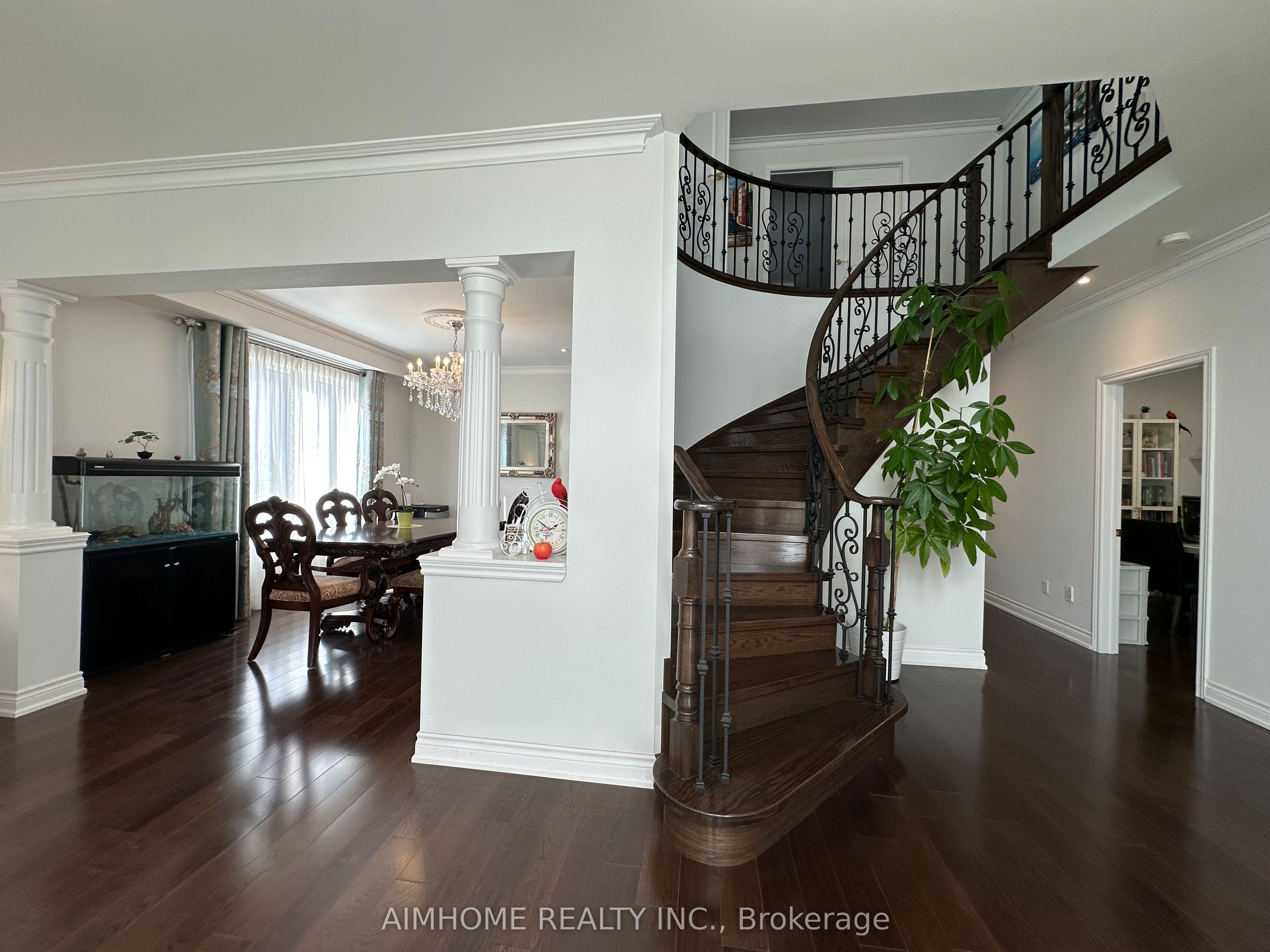 102 Farmstead Road