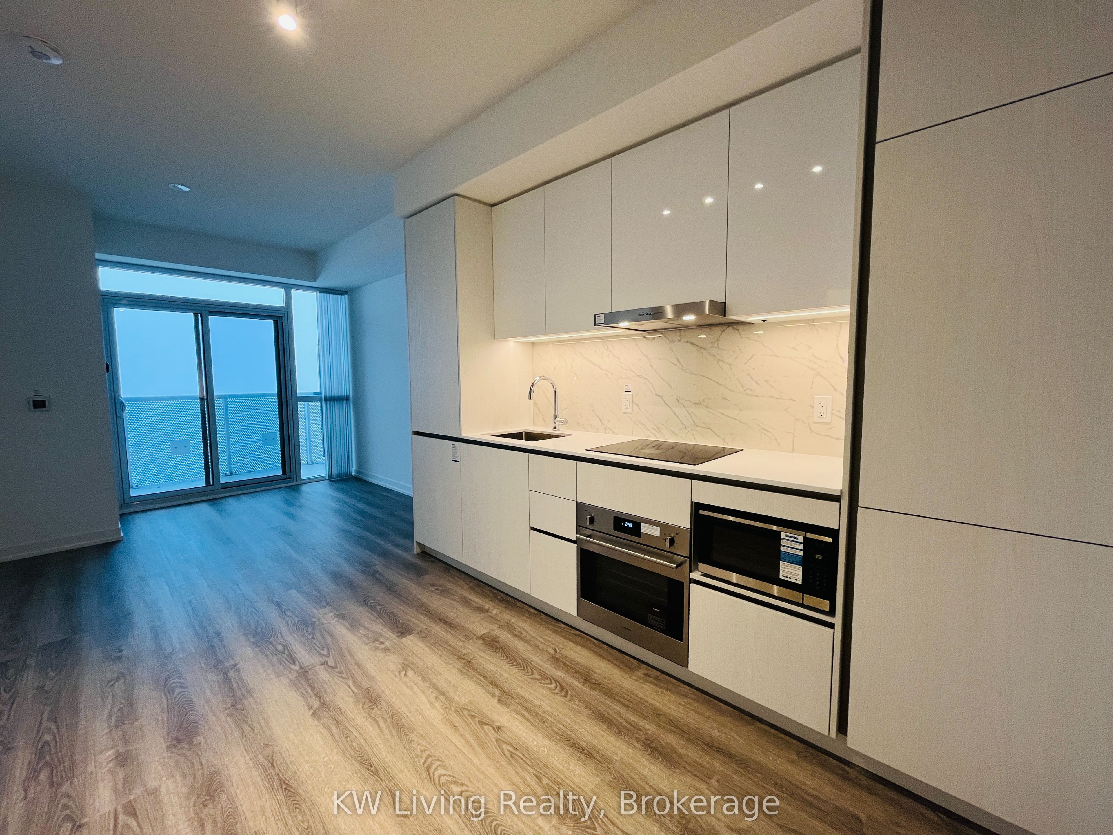 8 Interchange Way 5903