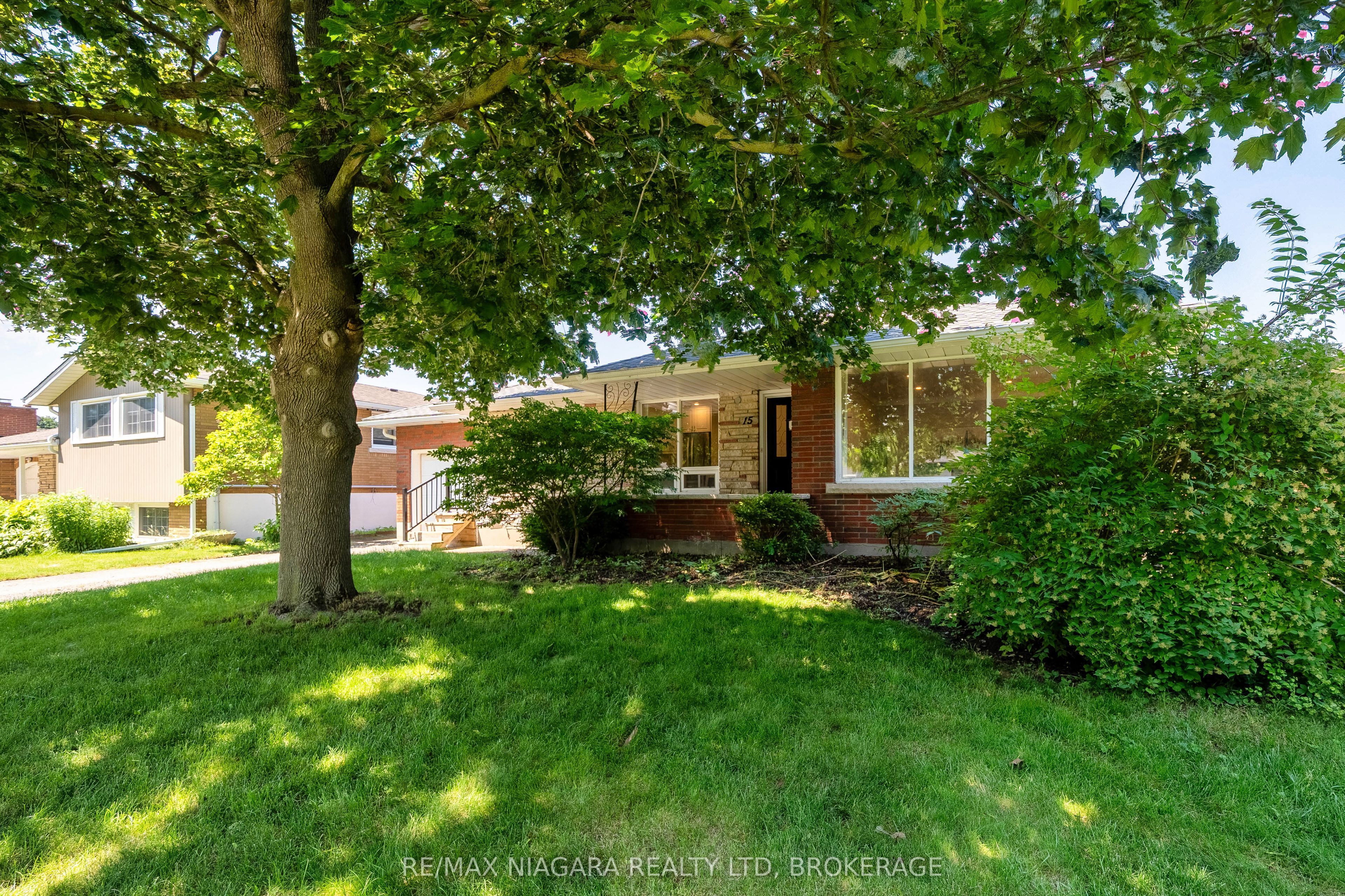 15 Springbank Drive