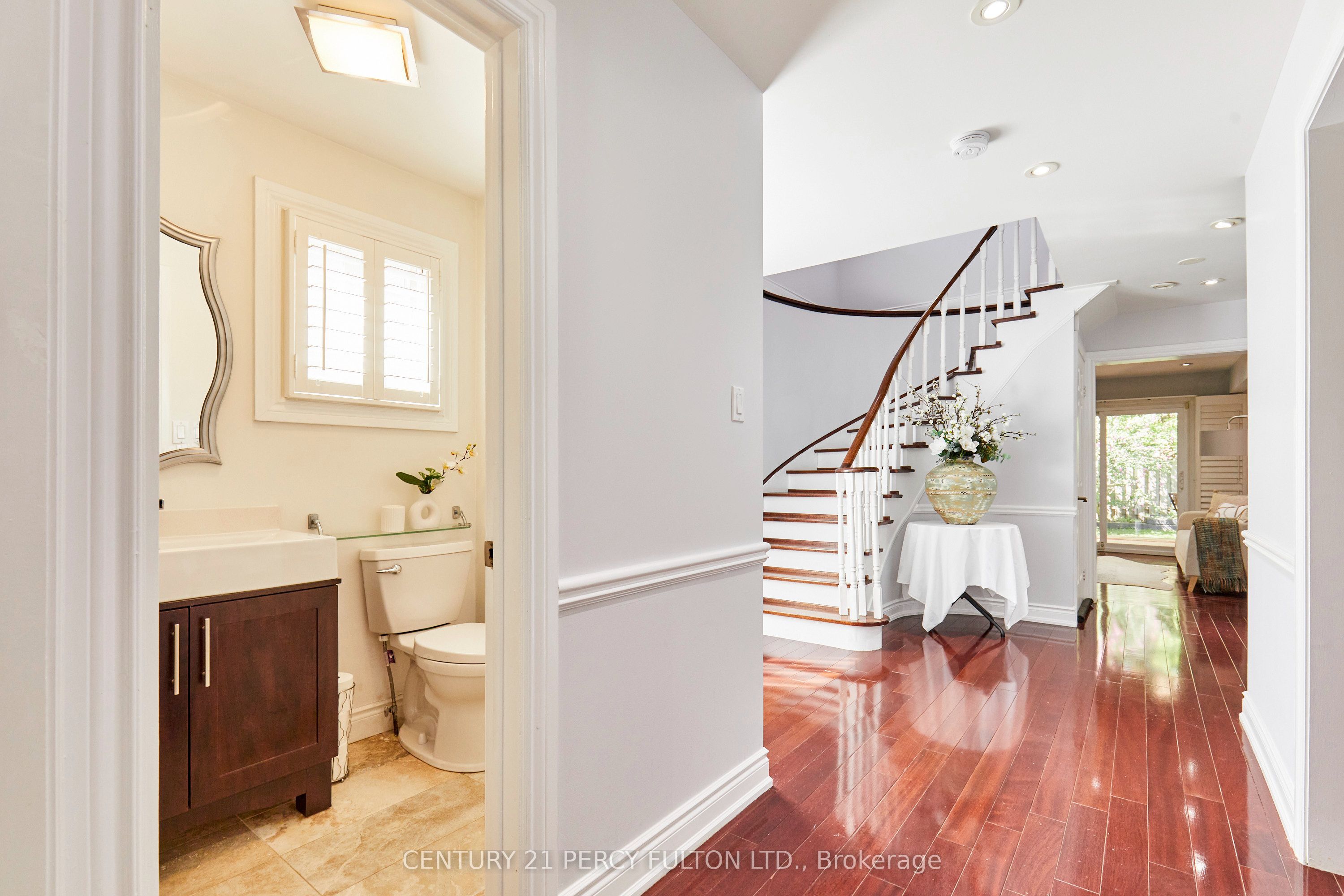 35 Ashland Crescent