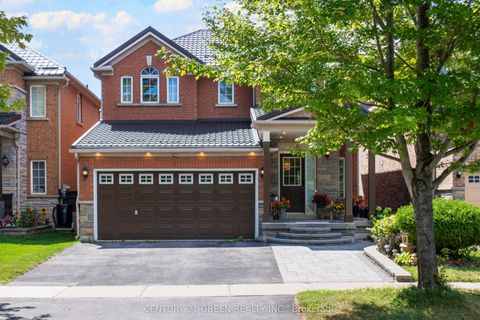 8 Lampman Drive Toronto ON M1E 5L1