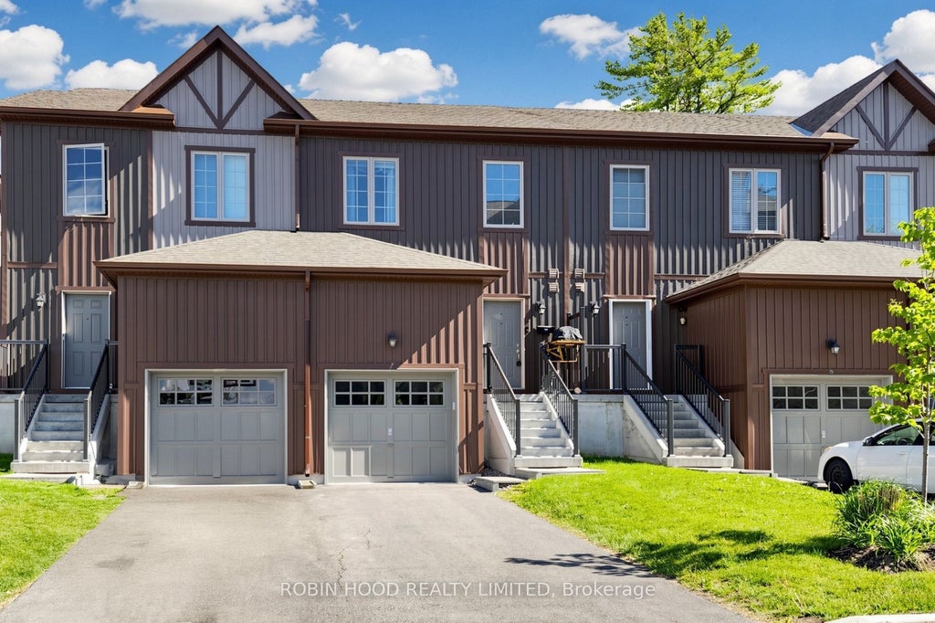 Photo of 110 Grew Boulevard #7, Georgina, ON L0E 1L0 (MLS # N13894202)