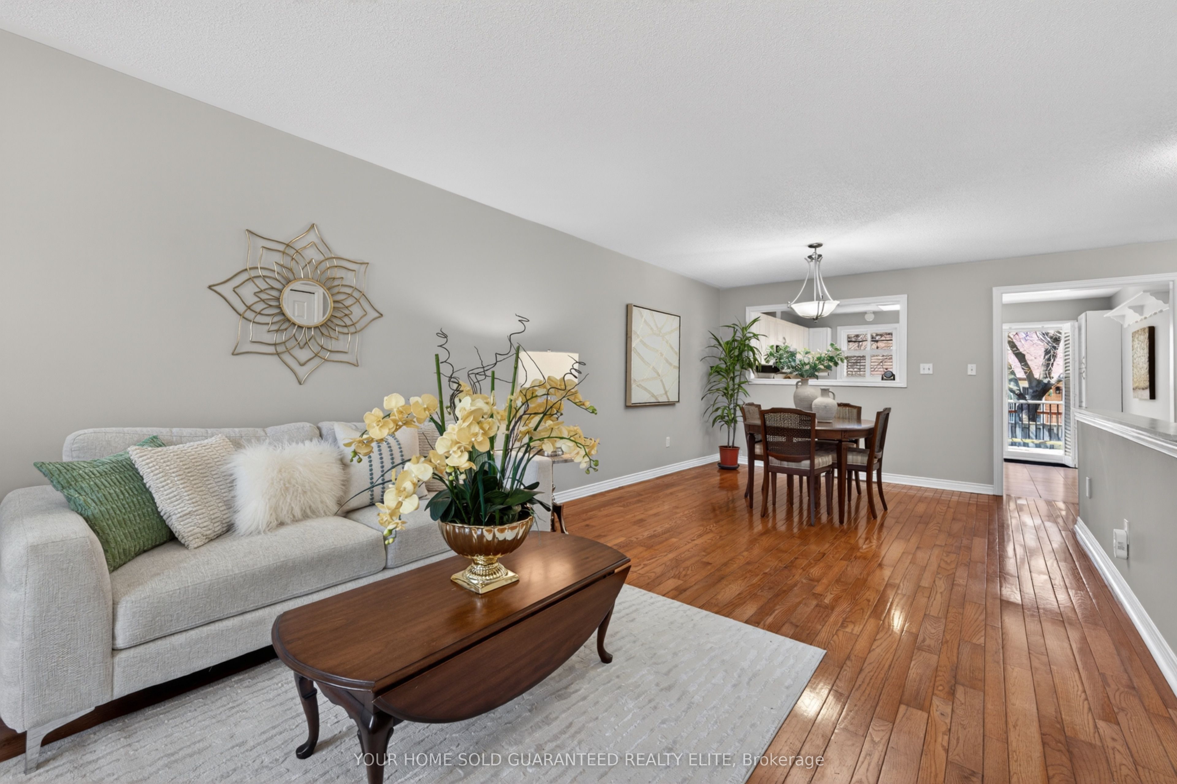 165 Main Street E 13