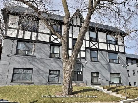 34 Heydon Park Road 19 Toronto ON M6J 2C8