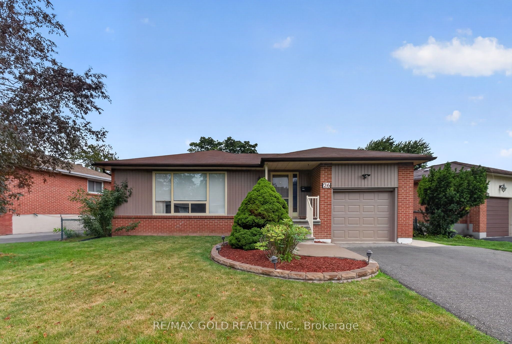 26 Deerfield Crescent