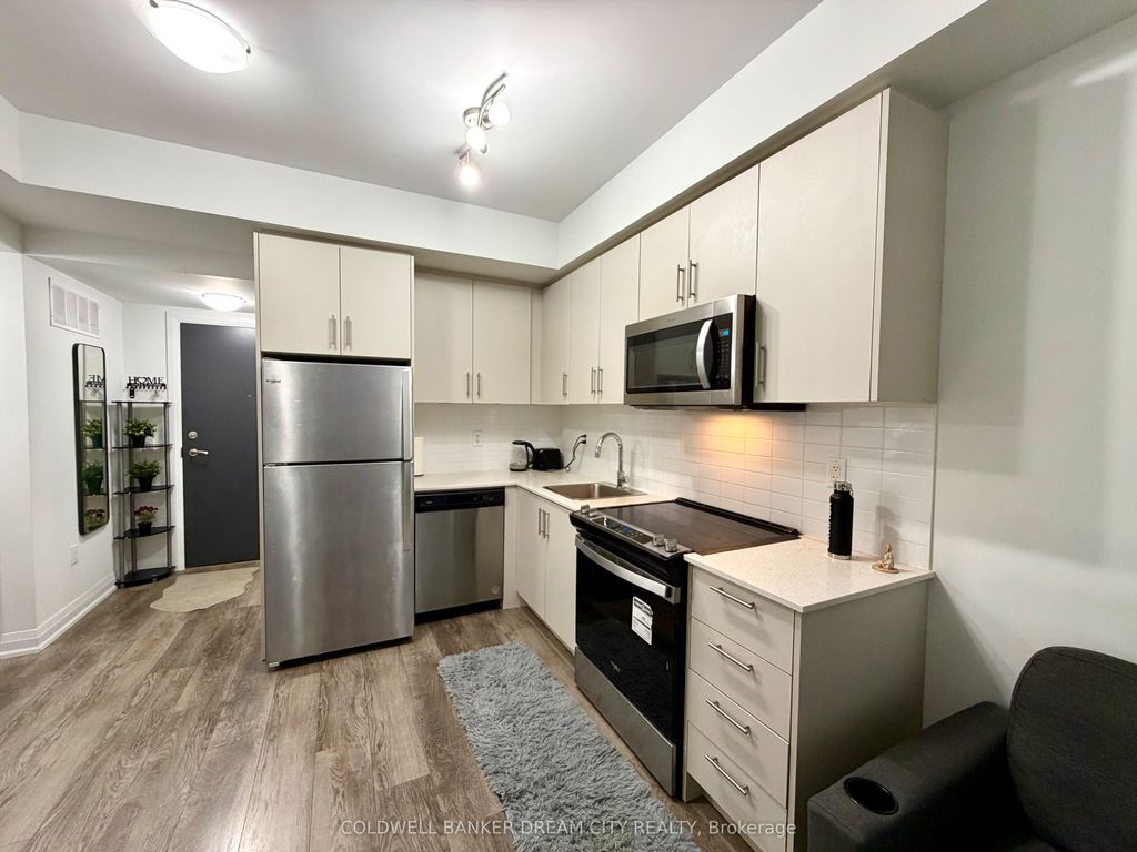 Photo of 95 Attmar Drive #113, Brampton, ON L6P 0Y6 (MLS # W12958836)
