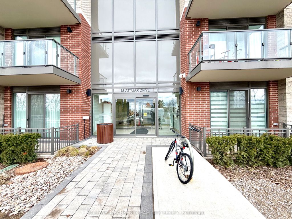 Photo of 95 Attmar Drive #113, Brampton, ON L6P 0Y6 (MLS # W12958836)