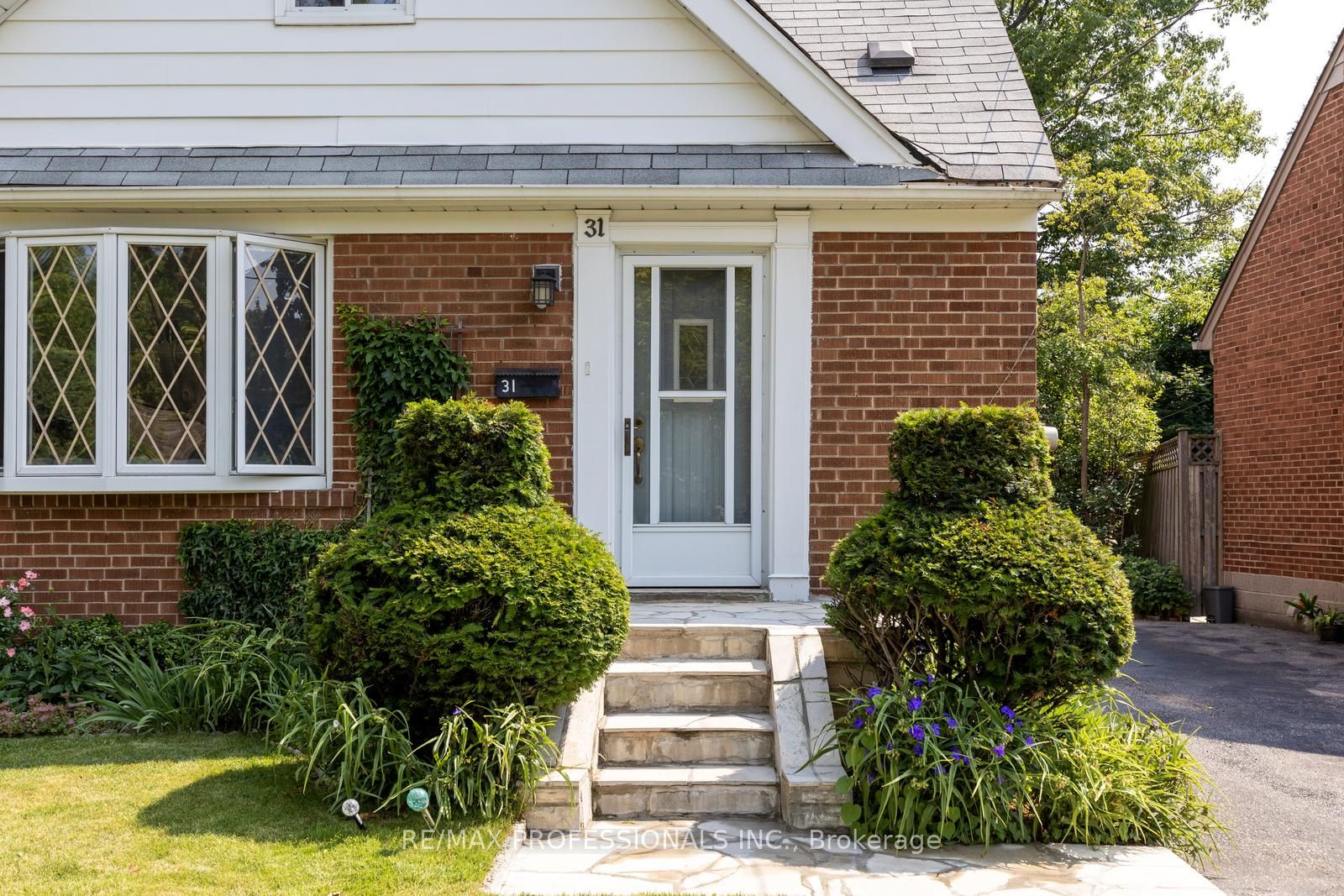 31 Westleigh Crescent