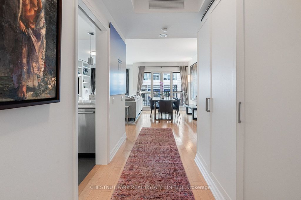 Photo of 38 Avenue Road #304, Toronto, ON M5R 2G2 (MLS # C12878726)