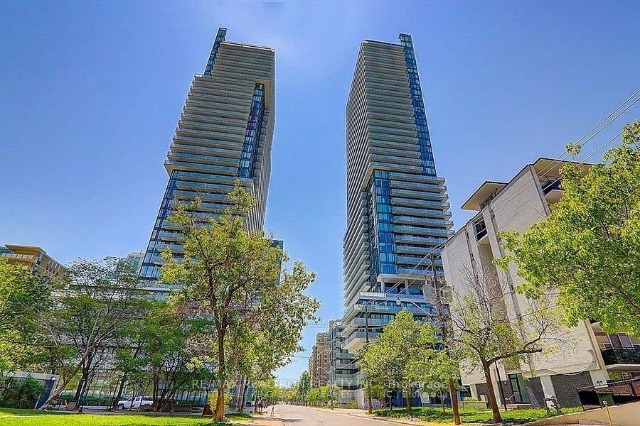 Photo of 161 Roehampton Avenue #2708, Toronto, ON M4P 1P9 (MLS # C13640882)