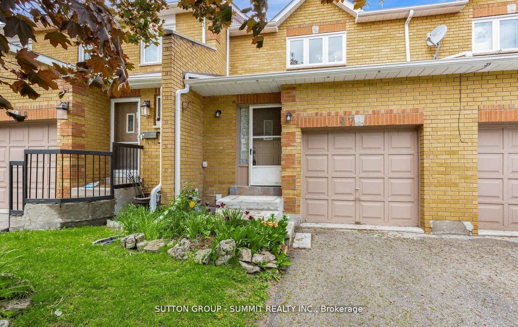 Photo of 550 Steddick Court #47, Mississauga, ON L5R 3S8 (MLS # W12917398)
