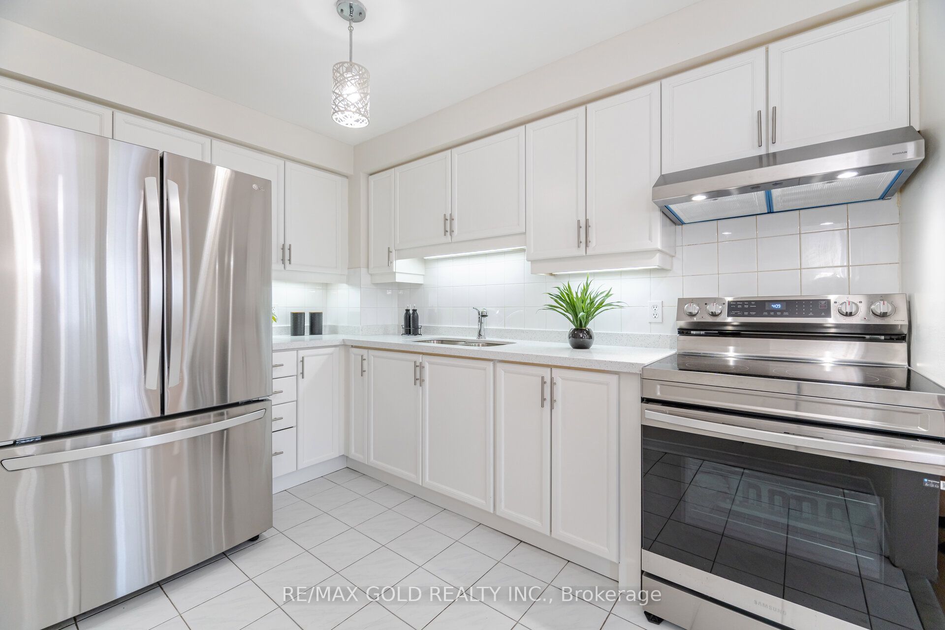 5305 Glen Erin Drive 78B