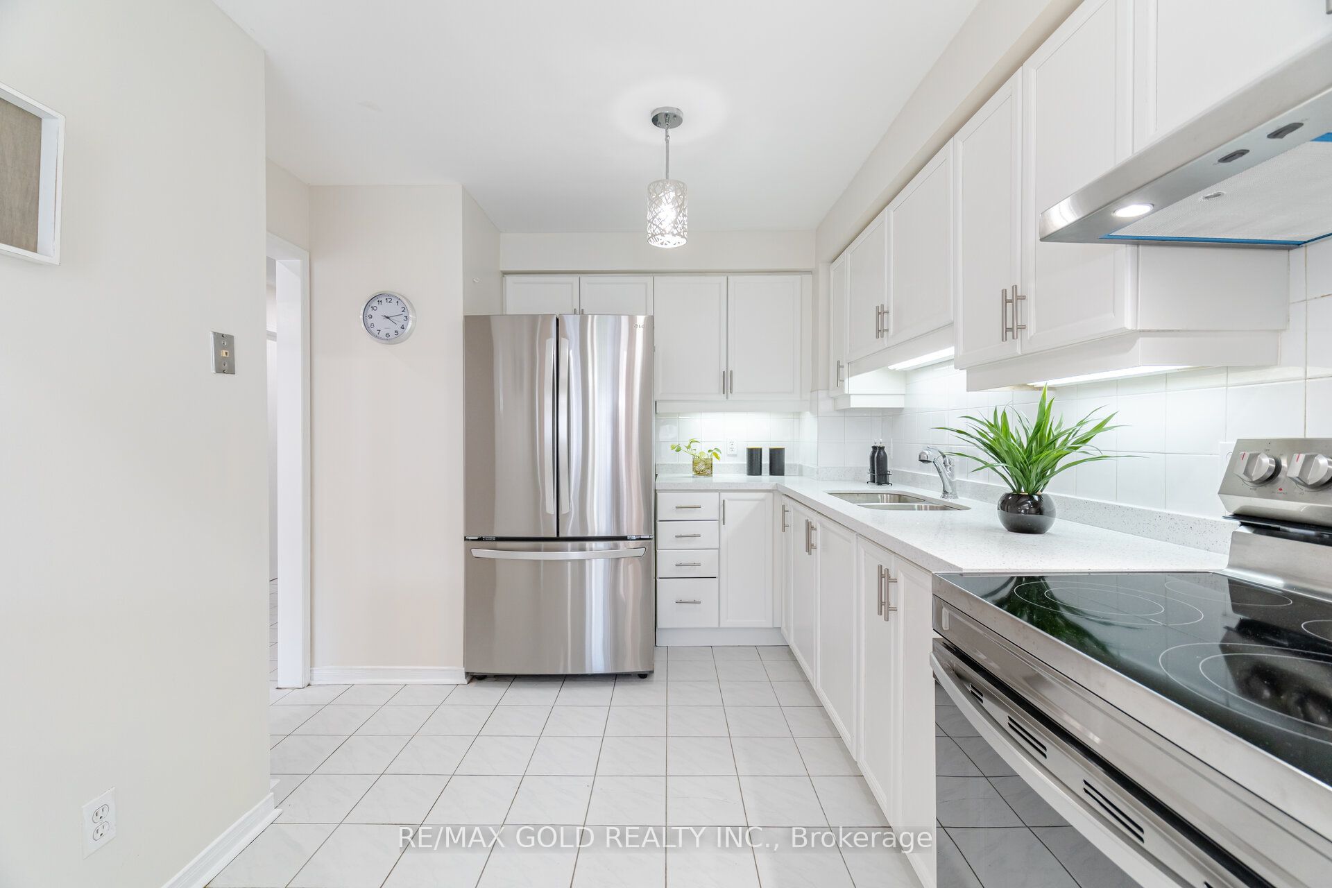 5305 Glen Erin Drive 78B