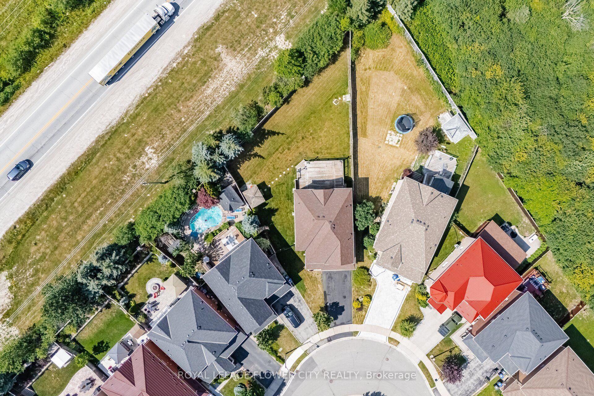 56 Laurentide Crescent