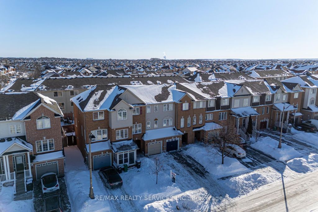 Photo of 67 Decker Hollow Circle, Brampton, ON L6X 0L5 (MLS # W13159666)
