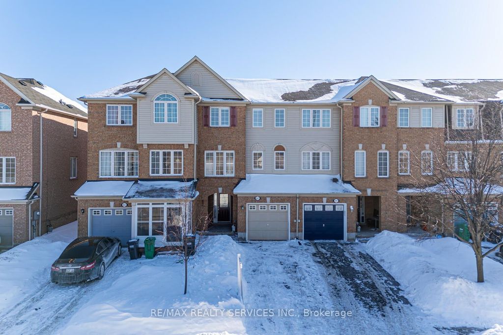 Photo of 67 Decker Hollow Circle, Brampton, ON L6X 0L5 (MLS # W13159666)