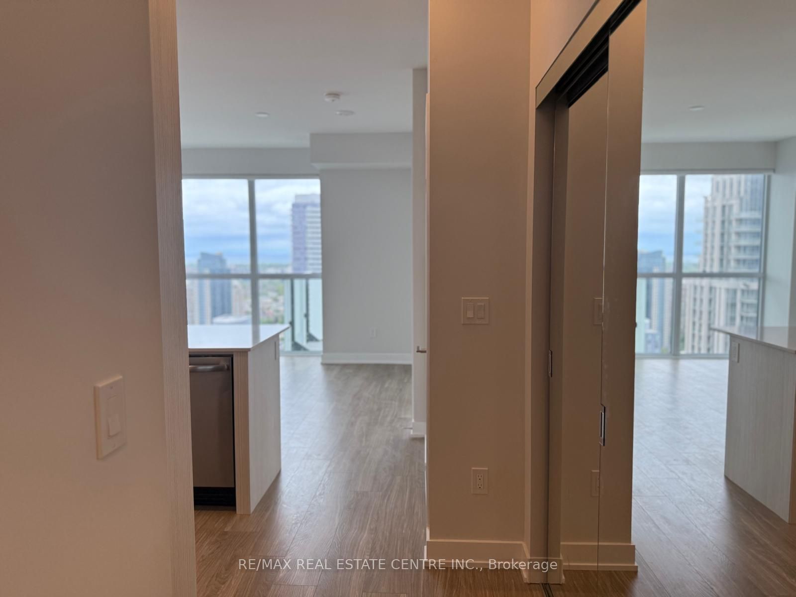 430 Square One Drive 3303