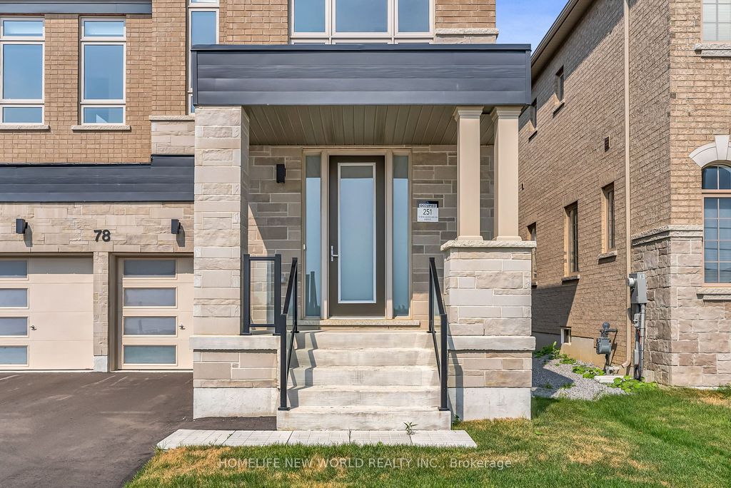 Photo of 78 William Logan Drive, Richmond Hill, ON L4E 1J9 (MLS # N12455742)