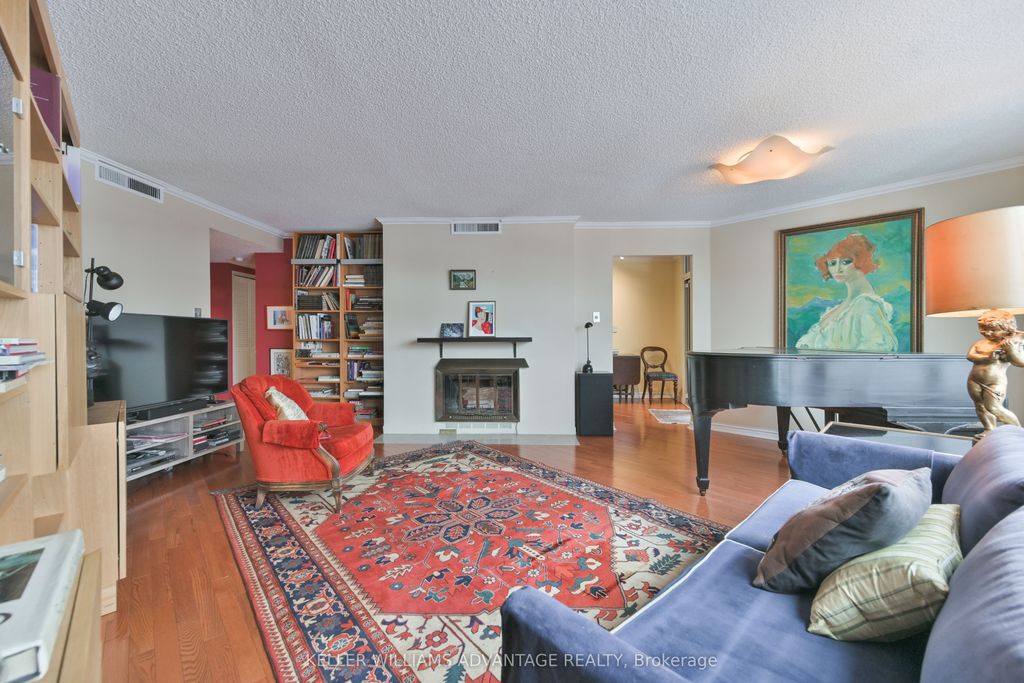 Photo of 55 Wellesley Street E #803, Toronto, ON M4Y 2T6 (MLS # C12827040)