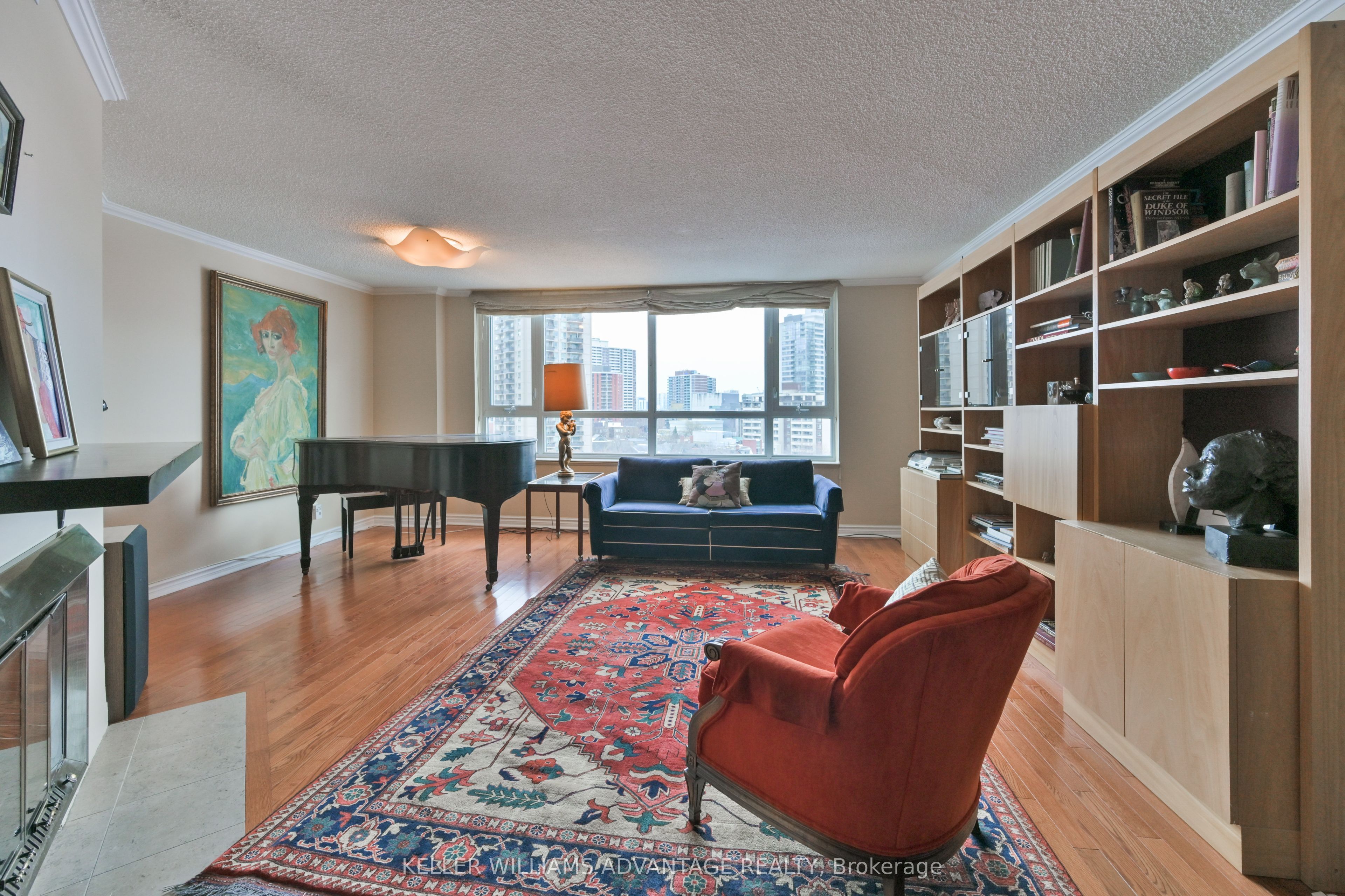 55 Wellesley Street E 803