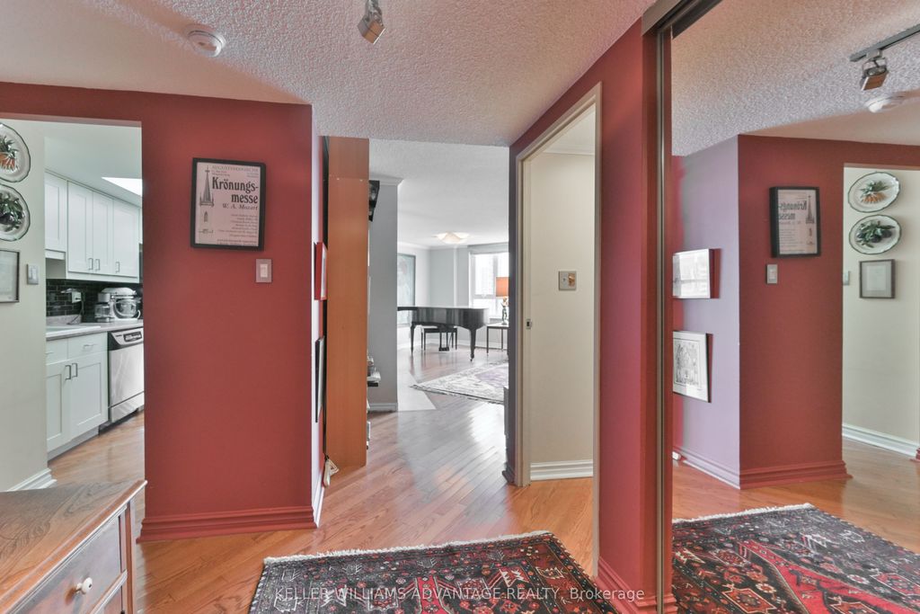 Photo of 55 Wellesley Street E #803, Toronto, ON M4Y 2T6 (MLS # C12827040)