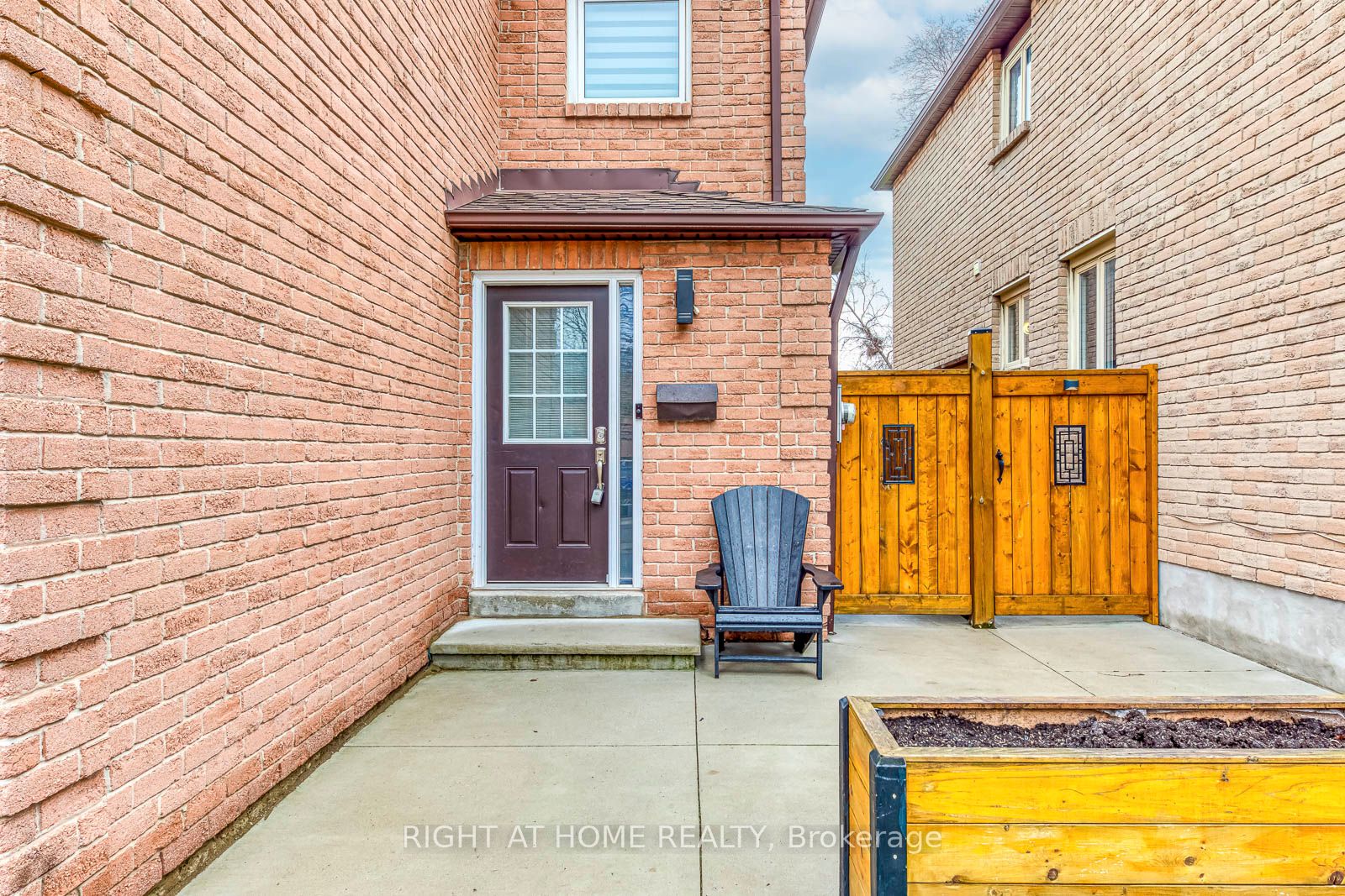 4164 Forest Fire Crescent