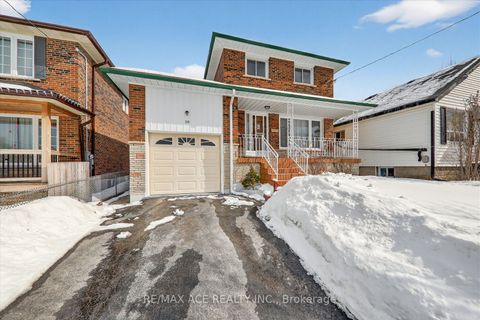 113 Magnolia Avenue Toronto ON M1K 3K7