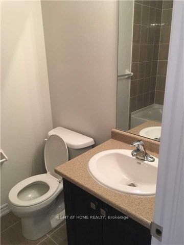 32 Aspen Hills Aspen Hills Road 4