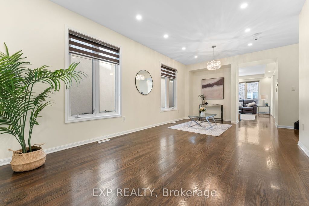 Photo of 986 Farmstead Drive, Milton, ON L9T 8J1 (MLS # W12439126)