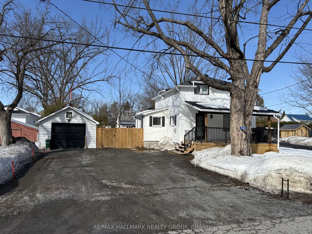 Photo of 2545 MARKET Street, Orleans - Cumberland and Area, ON K4C 1A4 (MLS # X12864578)
