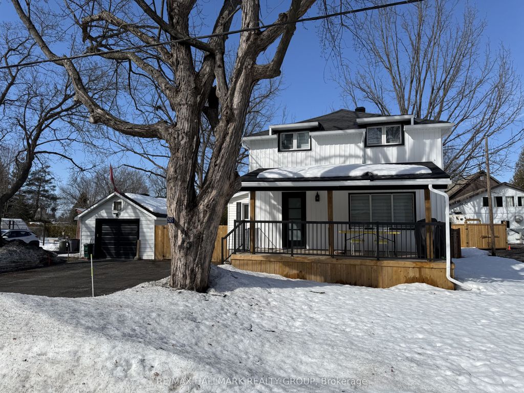 Photo of 2545 MARKET Street, Orleans - Cumberland and Area, ON K4C 1A4 (MLS # X12864578)