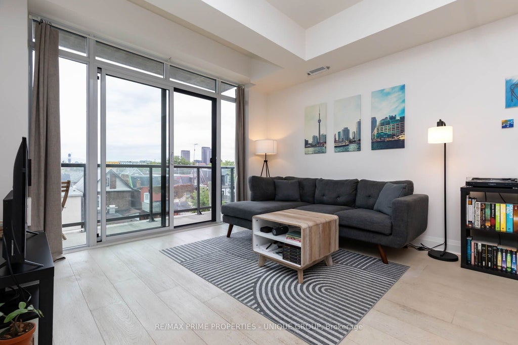 Photo of 245 Perth Avenue #304, Toronto, ON M6P 3X9 (MLS # W13751450)