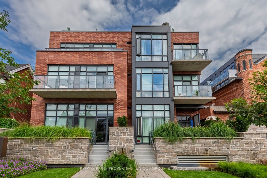 Photo of 245 Perth Avenue #304, Toronto, ON M6P 3X9 (MLS # W13751450)
