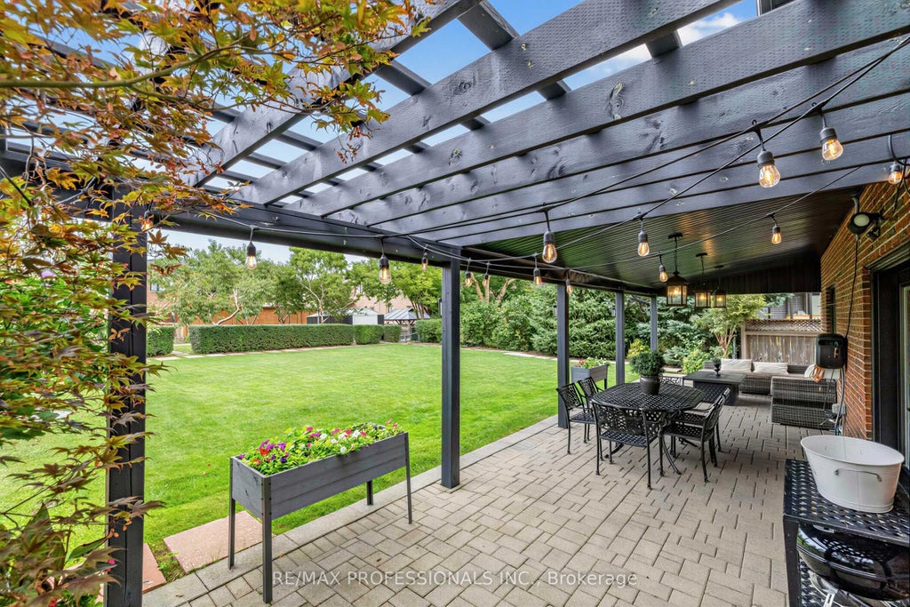 Photo of 182 Gracefield Avenue, Toronto, ON M6L 1L8 (MLS # W13792220)