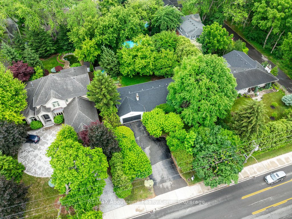 4312 Lakeshore Road