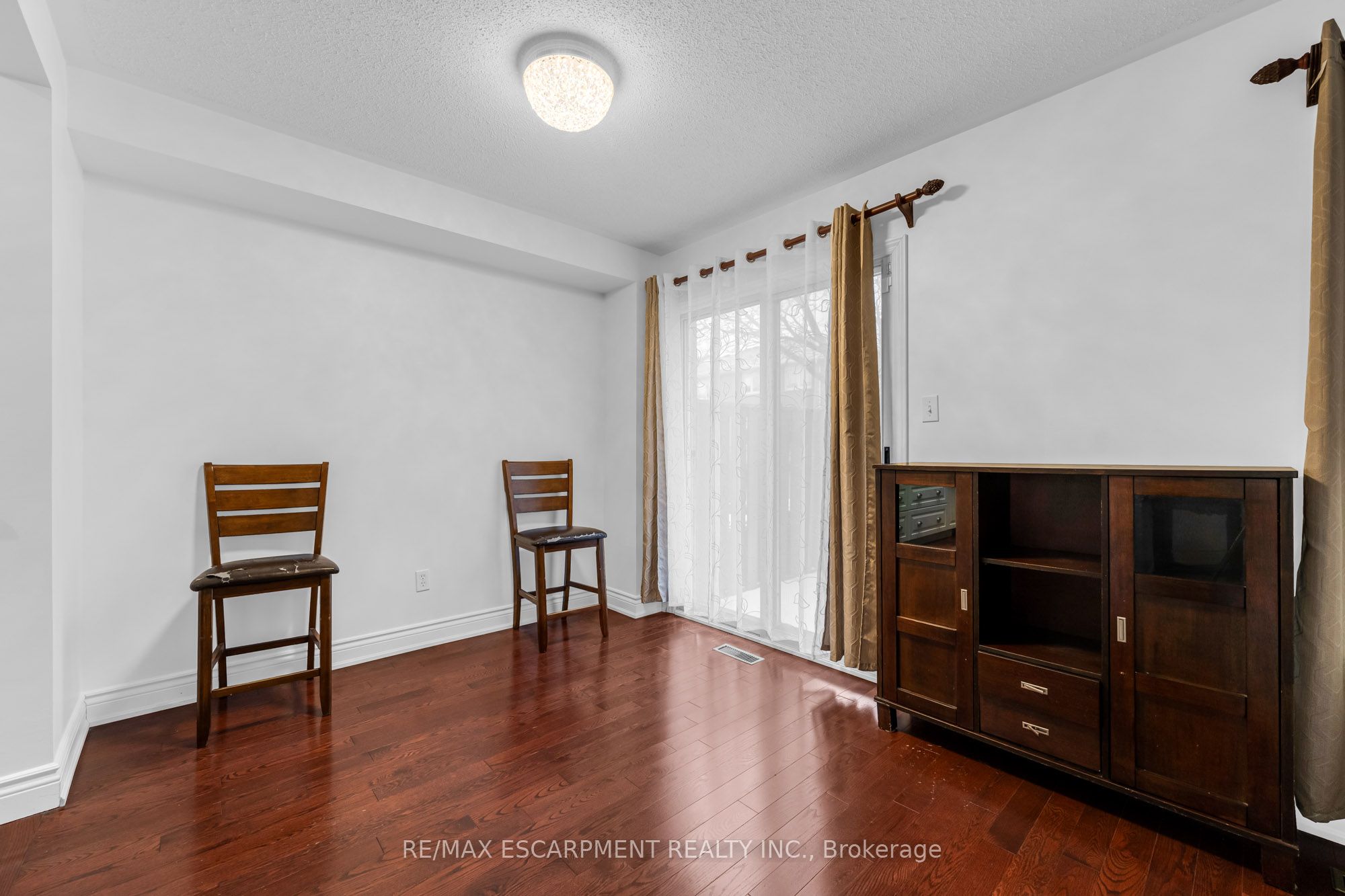 1183 Westview Terrace