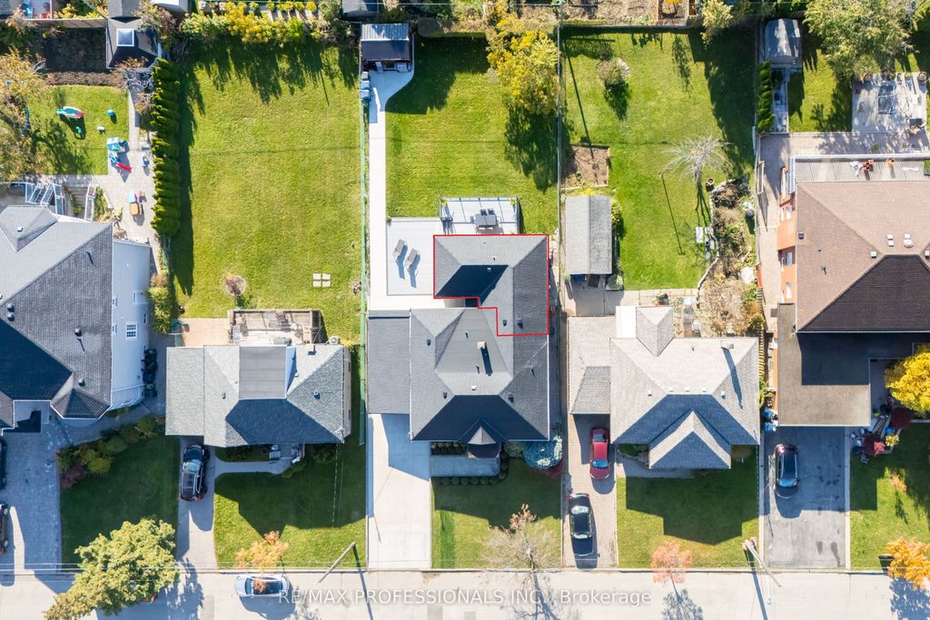 Photo of 745 Glengrove Avenue W, Toronto, ON M6B 2J7 (MLS # W12910082)