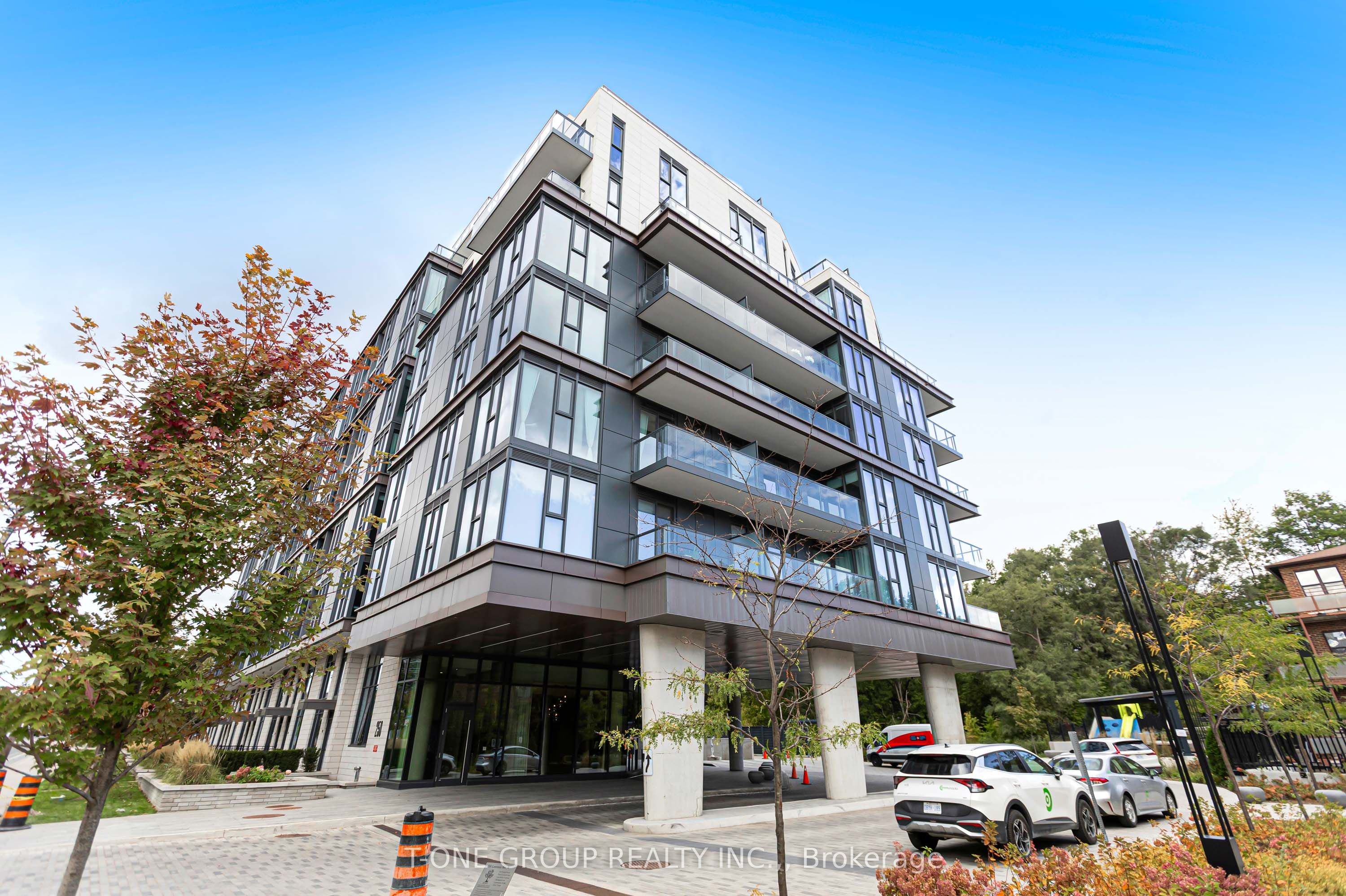 250 Lawrence Avenue W 309