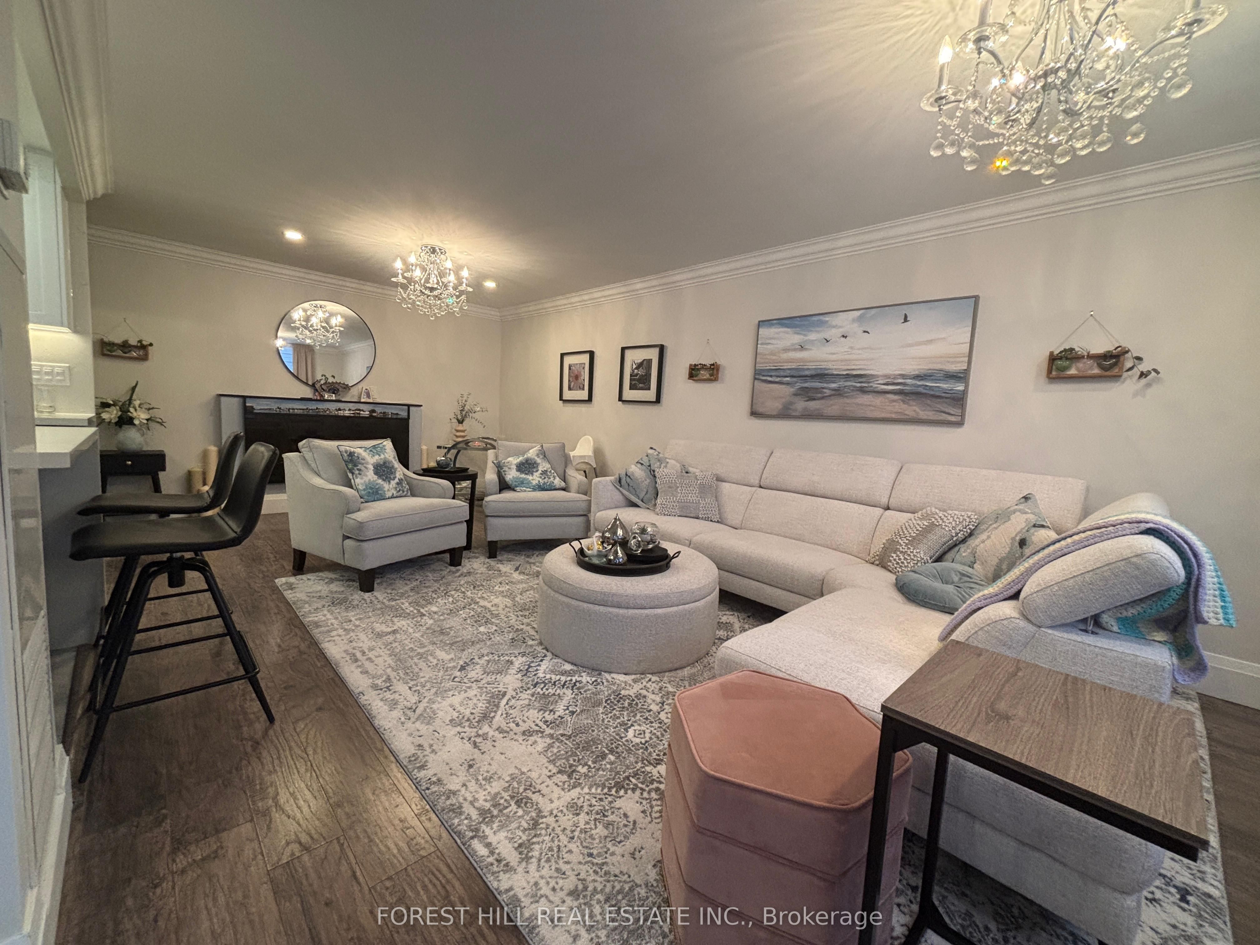 20 Harding Boulevard W 110