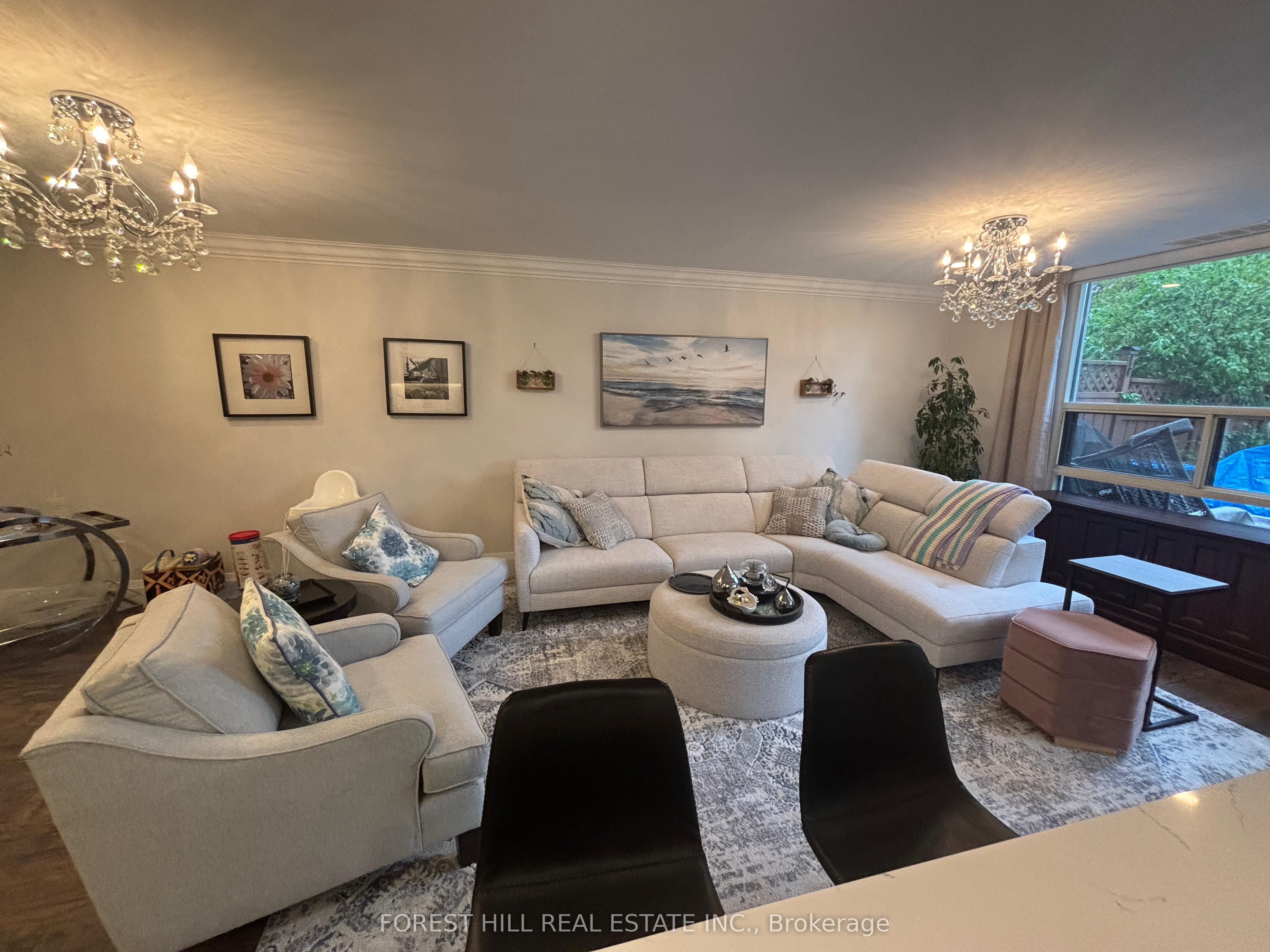 20 Harding Boulevard W 110