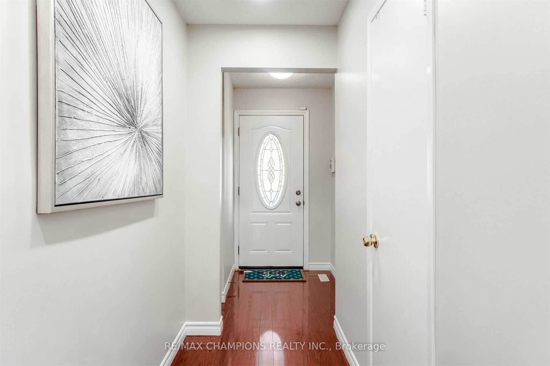 60 Banting Crescent
