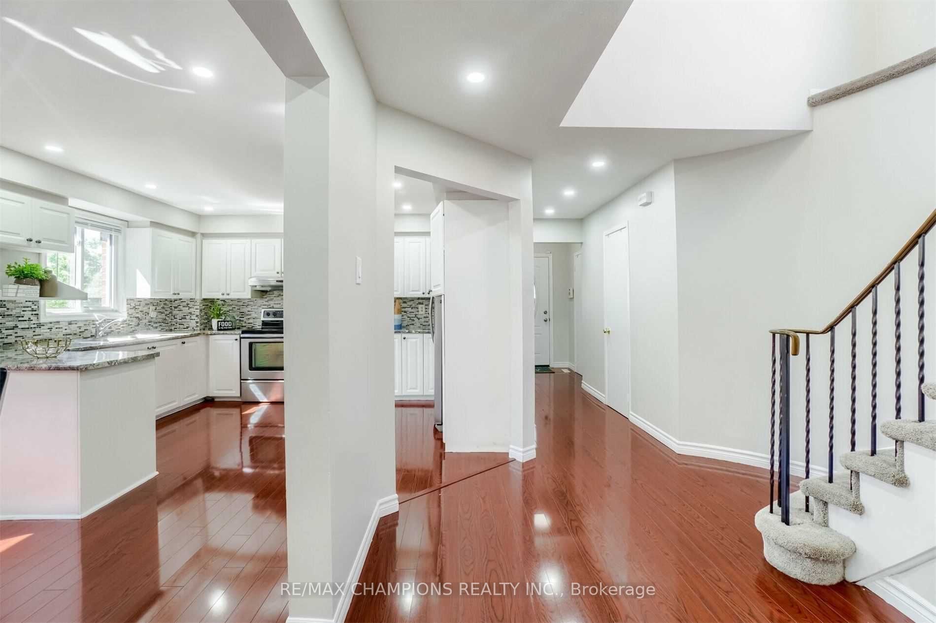 60 Banting Crescent