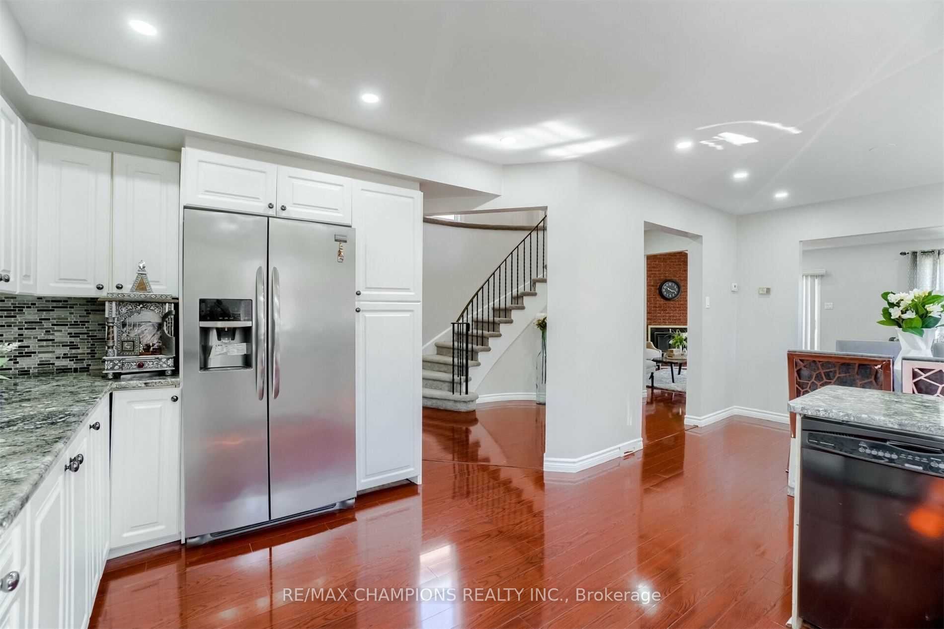 60 Banting Crescent