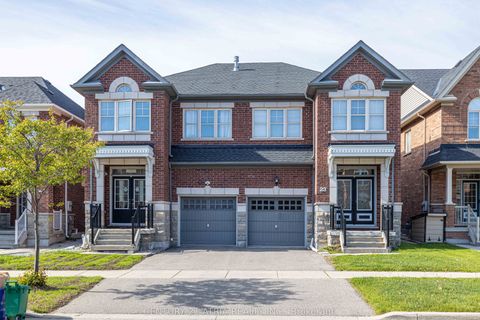 23 Staglin Court Markham ON L6C 0K8